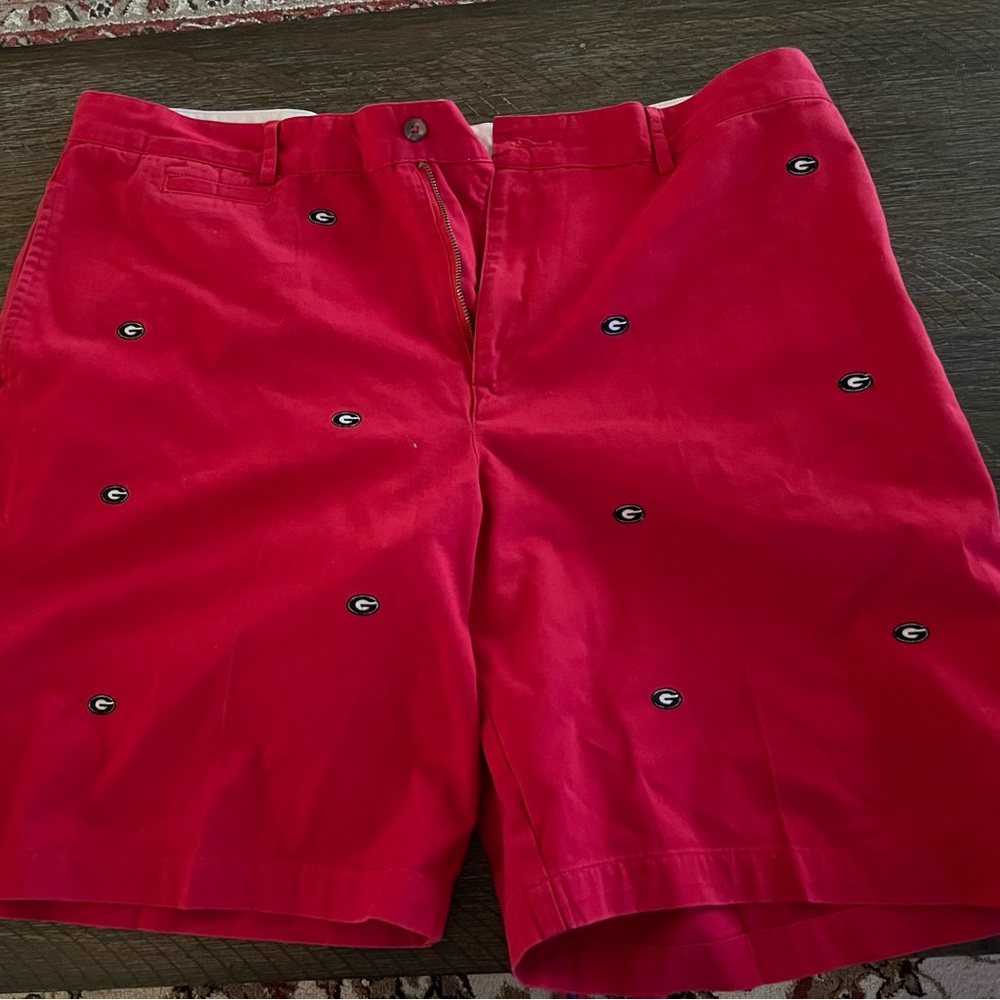 Mens GA Bulldog shorts.  Size 42